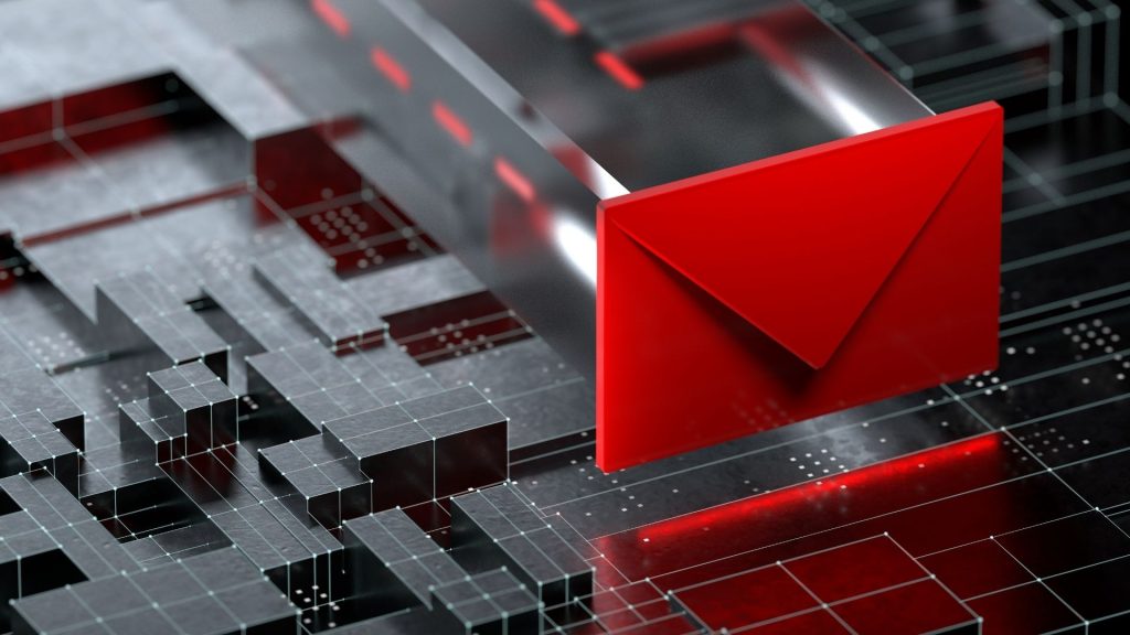 Certains éléments qui pourraient passer inaperçus en temps normal seront fatals s’ils se trouvent dans un mail de prospection. On fait le point sur les erreurs à ne pas commettre dans vos mails. Une enveloppe rouge sur des circuits imprimés