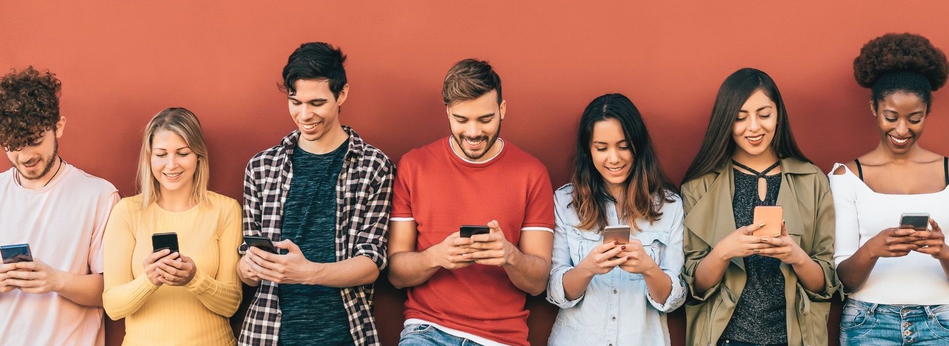 Airship dévoile sa nouvelle Plateforme d’App Experience, conçue pour aider les entreprises à générer plus facilement de la valeur sur les applications mobiles Personnes sur leur smartphone