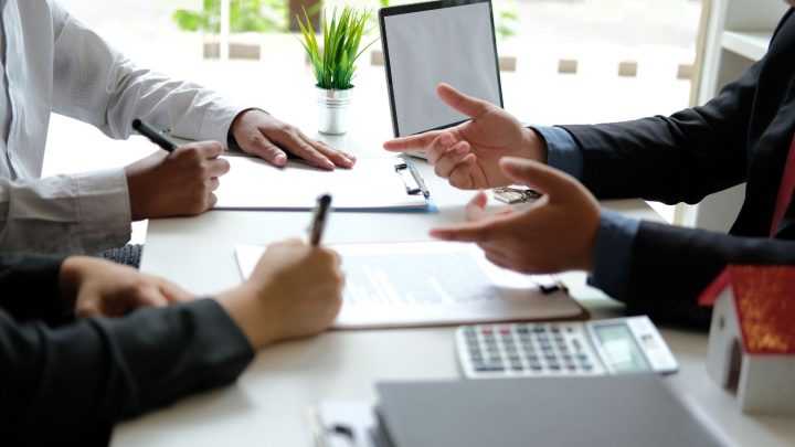 Comprendre les métiers de la vente digitale : SDR, BD, AM