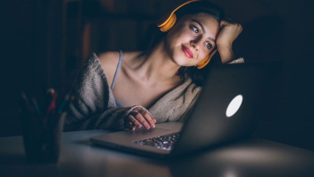 Dailymotion intègre unify et multiplie les opportunités de monétisation vidéo du groupe médias Fealing détendu avec de la musique