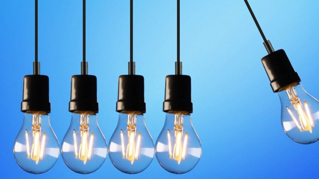 Passez en Mode Startup, un livre de Franck Debane, un incontournable pour se lancer 5 ampoules