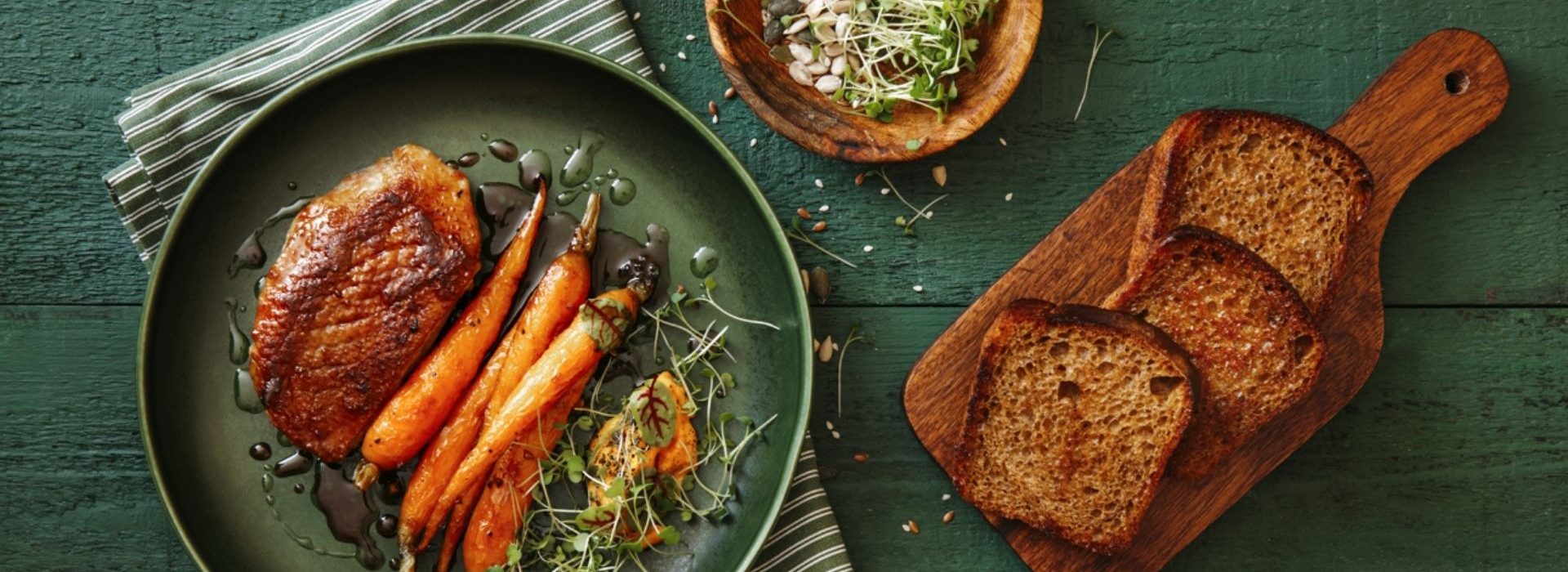 Après la création des Dark Kitchen, un nouveau système de franchise se développe dans la restauration : les marques virtuelles Assiette avec une viande et des carottes