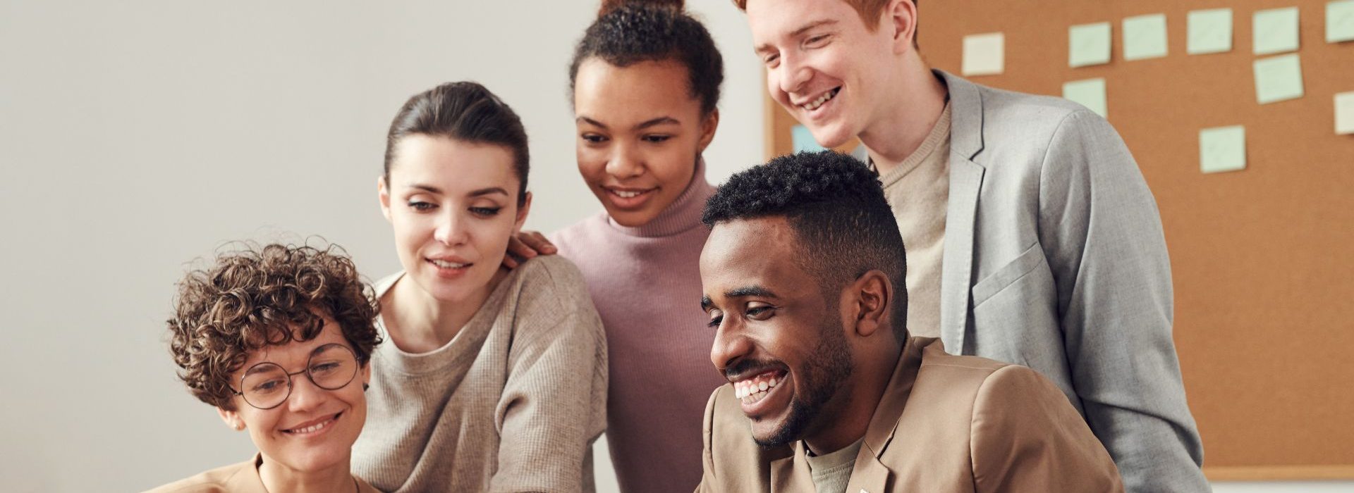 PayPlug-campagne-recrutements-2022 Personnes représentants la divertsité d'une entreprise