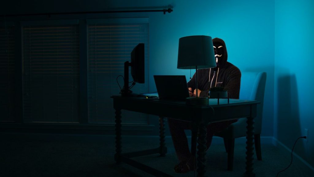 La cybersecurité est une priorité pour 90 % des e-commercants Hacker