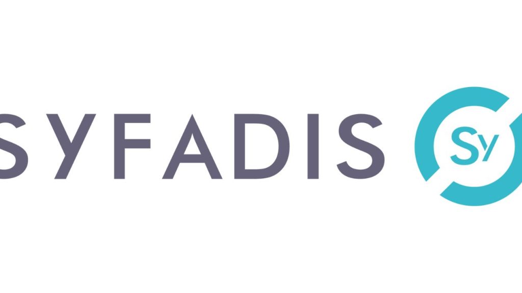Laurent Delaporte, président de Syfadis confie à Pascal Vitoux, la direction R&D et Produit de l’entreprise. Logo Syfadis