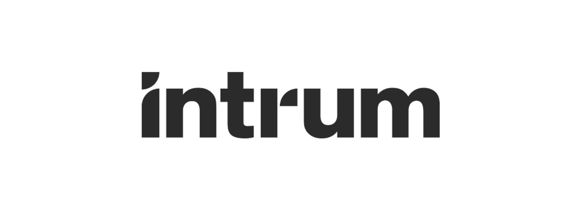 Nomination de Thomas Duvacher à la direction générale d'Intrum France Logo Intrum