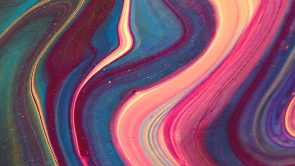 Adobe dévoile les grandes tendances créatives de l’année 2023 Couleurs et formes psychédéliques