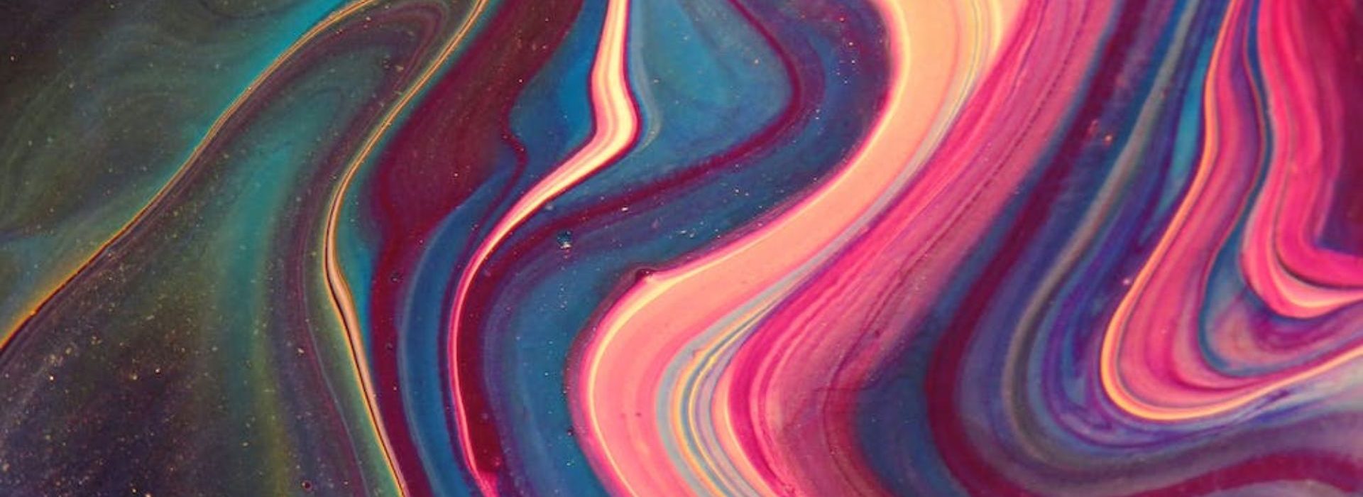 Adobe dévoile les grandes tendances créatives de l’année 2023 Couleurs et formes psychédéliques