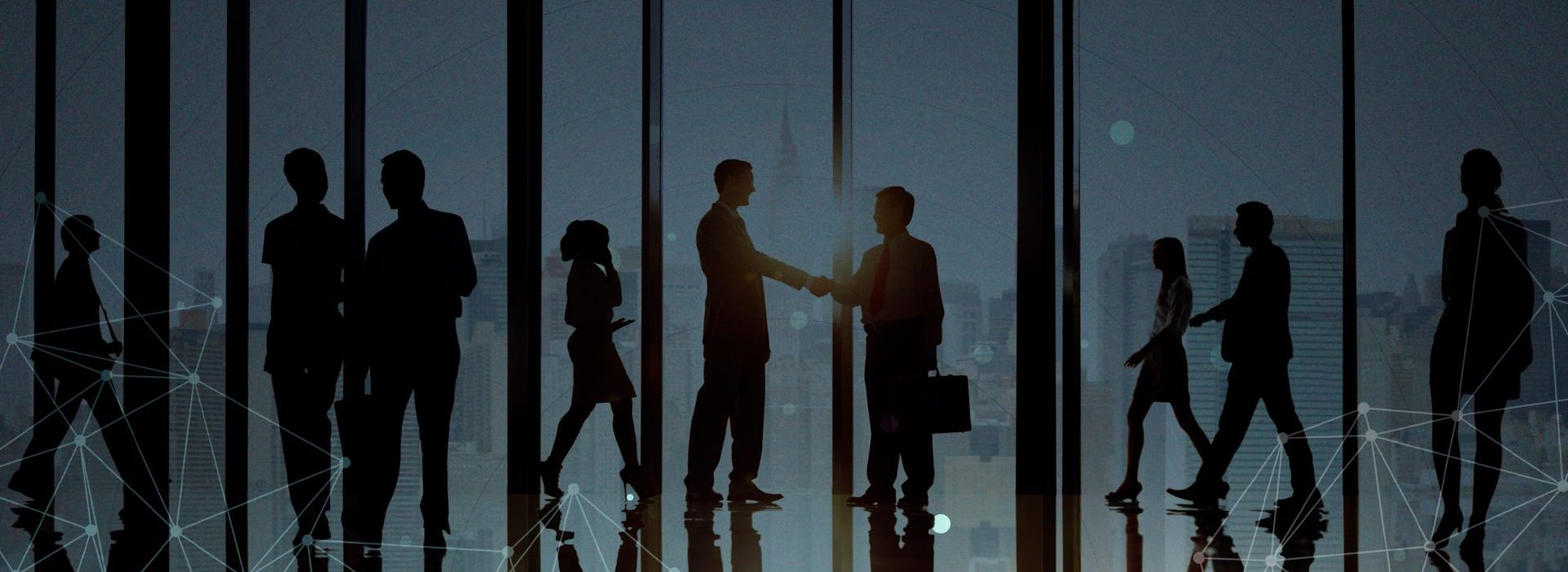 Selon le rapport Stripe Insights 2023, 65% des entreprises sont confiantes malgré le contexte économique Hommes d'affaires