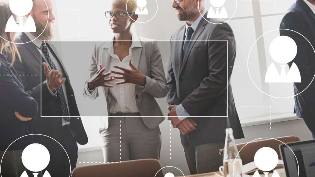 Sentiment d’appartenance en entreprise : les 4 profils de collaborateurs à convaincre Equipe travail