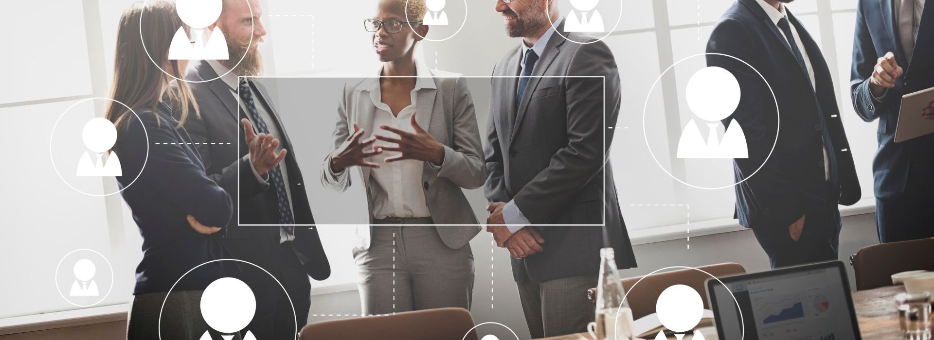 Sentiment d’appartenance en entreprise : les 4 profils de collaborateurs à convaincre Equipe travail