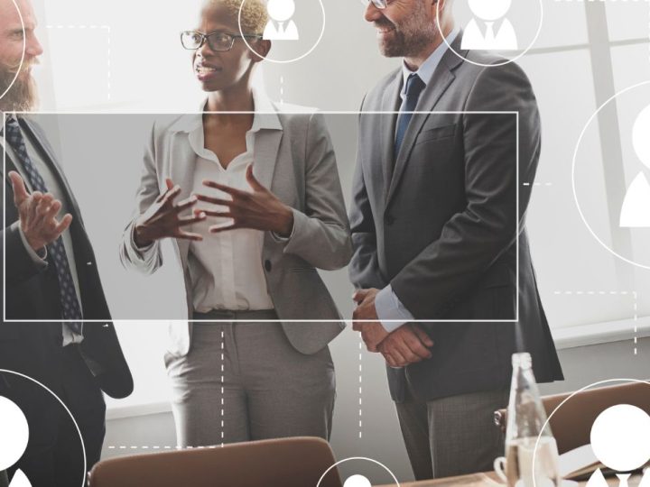 Sentiment d’appartenance en entreprise : les 4 profils de collaborateurs à convaincre Equipe travail