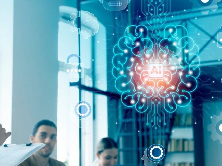 Quels sont les avantages de l’intelligence artificielle pour le marketing ? Personne utilisant IA au travail