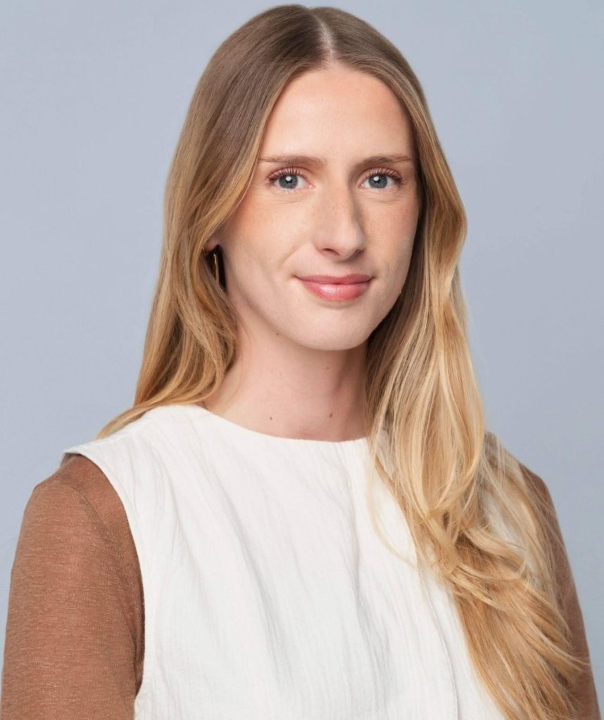 Portrait de Jeanne Adrian