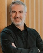 Portrait de Yann Jolivet